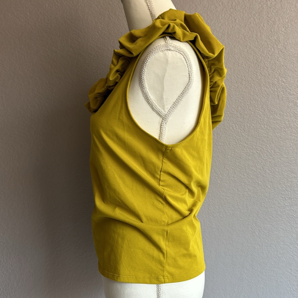 Express One-Shoulder Ruffle Tank Top in Mustard - Picture 2 of 4